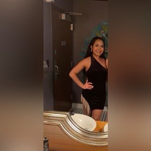 Fashion Nova Velvet Black Dress in Medium